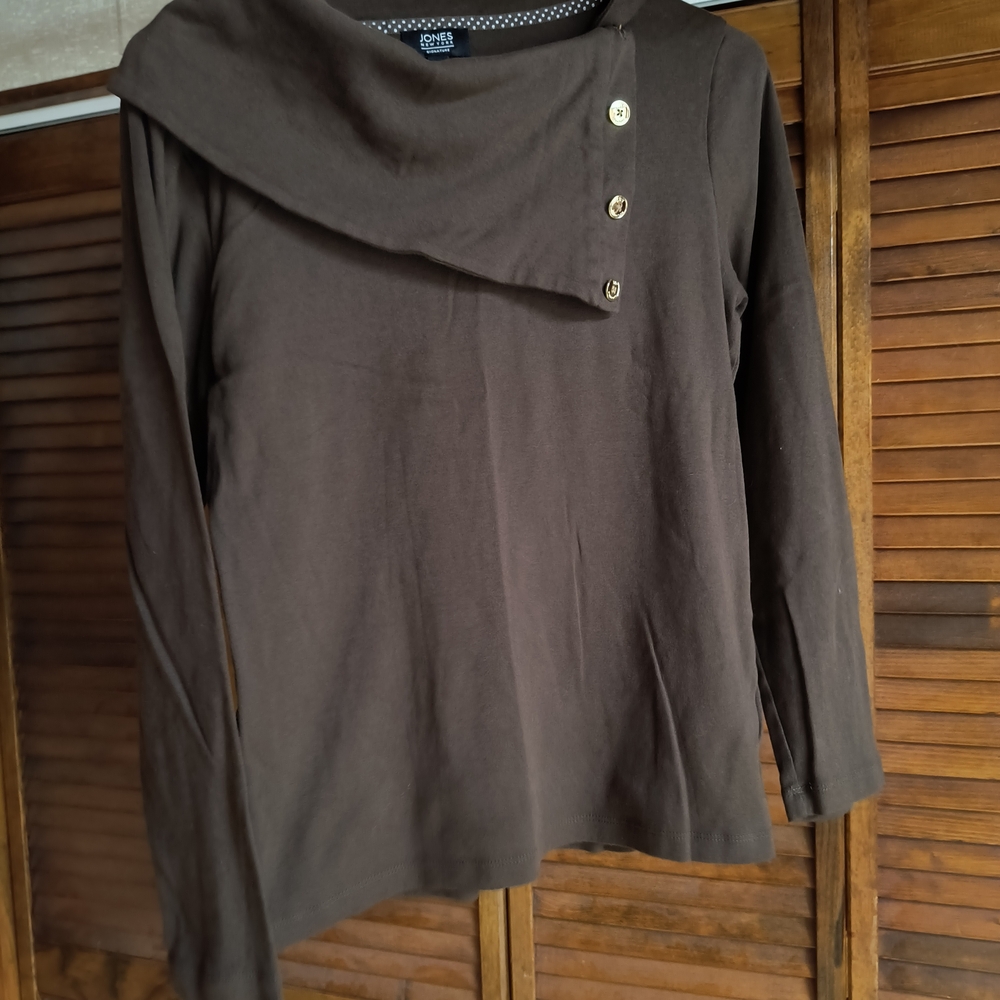 Jones New York Brown Long Sleeve Top with Button Accents